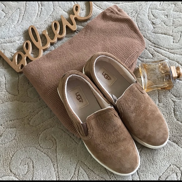 💥💥 HOST PICK 💥💥UGG shoe - Picture 2 of 5